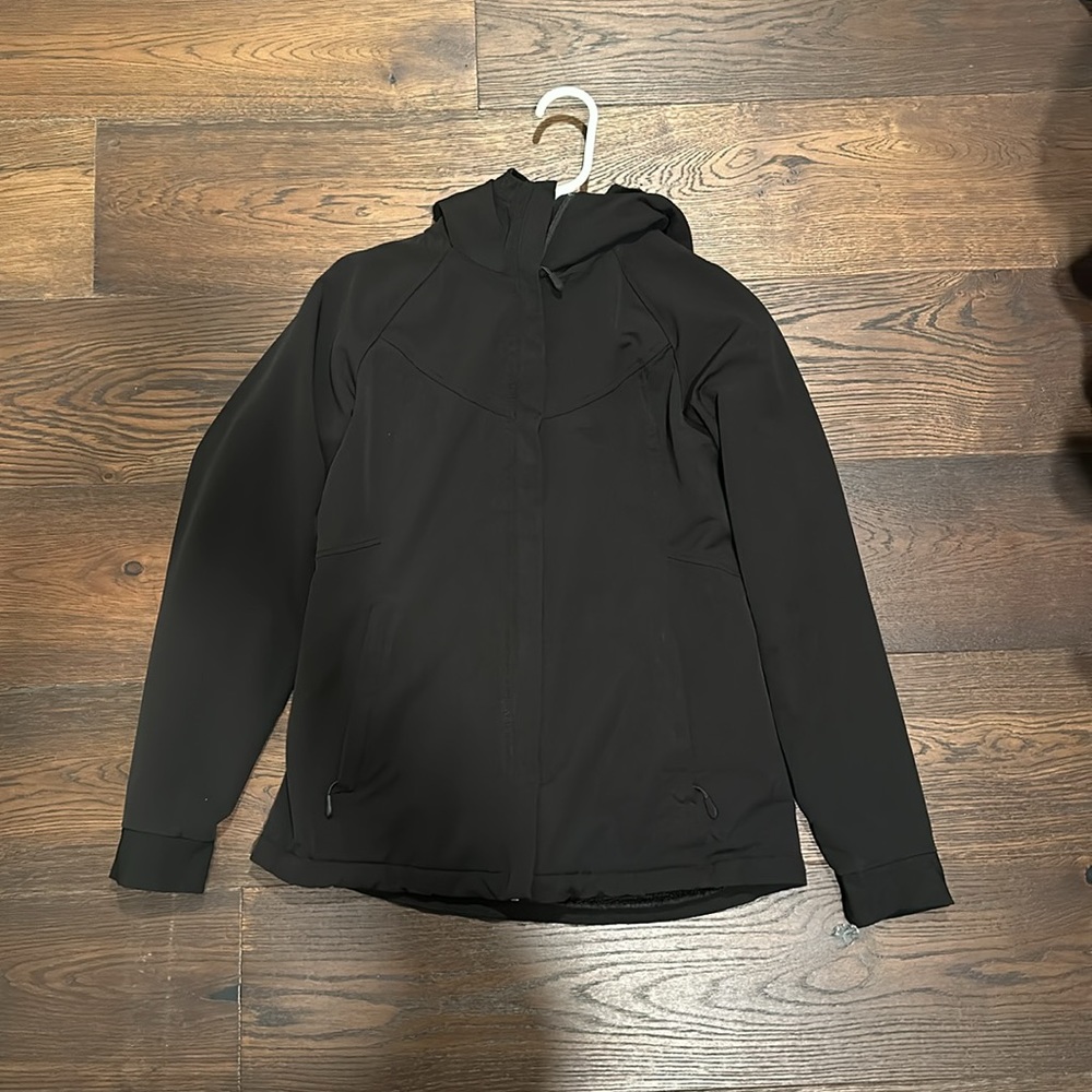 Women’s Kirkland signature soft shell jacket